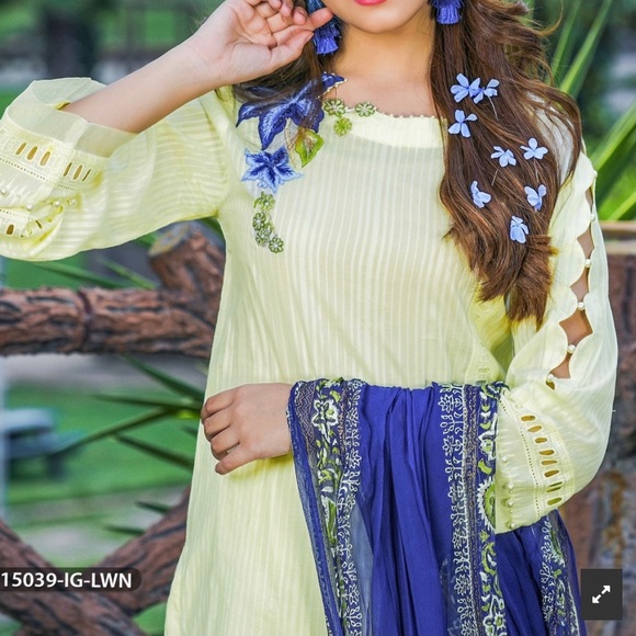 Pakistani dresses - Picture 2 of 12